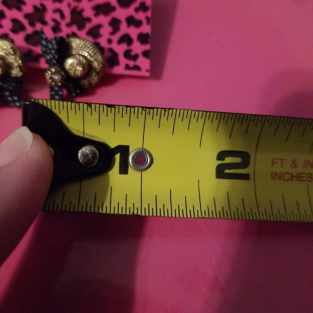 New! Betsy Johnson Hat earrings - Picture 5 of 5